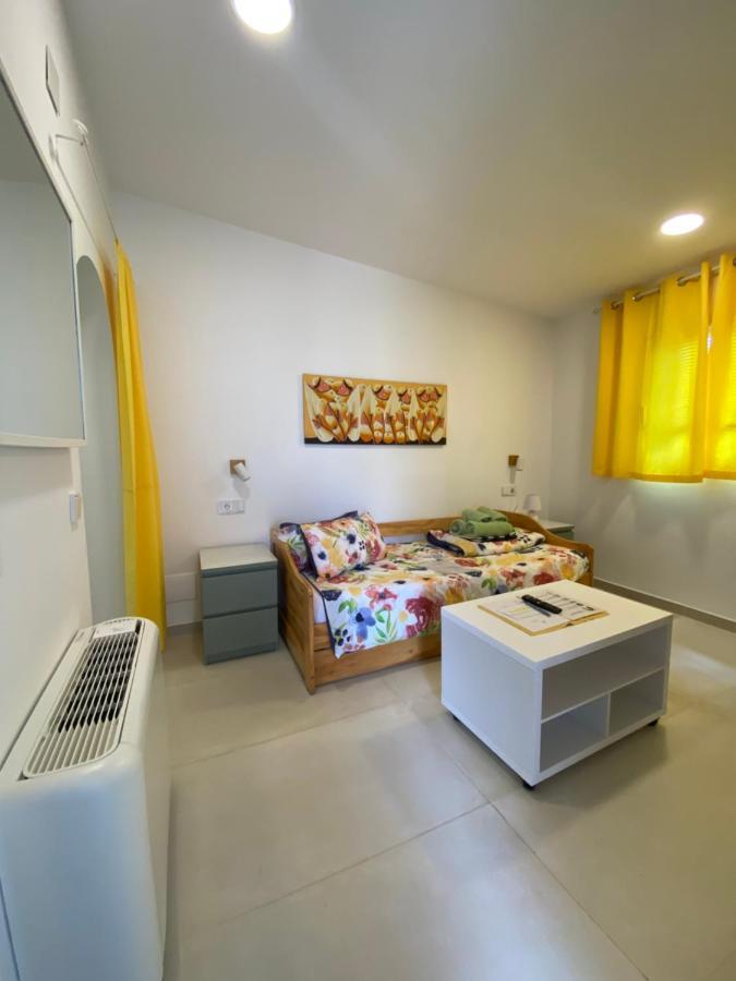 Apartamentos Mallorca Sl 卡拉米洛 外观 照片